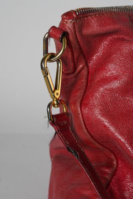 Vorher – Taschenreparatur / Taschenfärbung / Taschenreinigung Vorher-Nachher Effekt